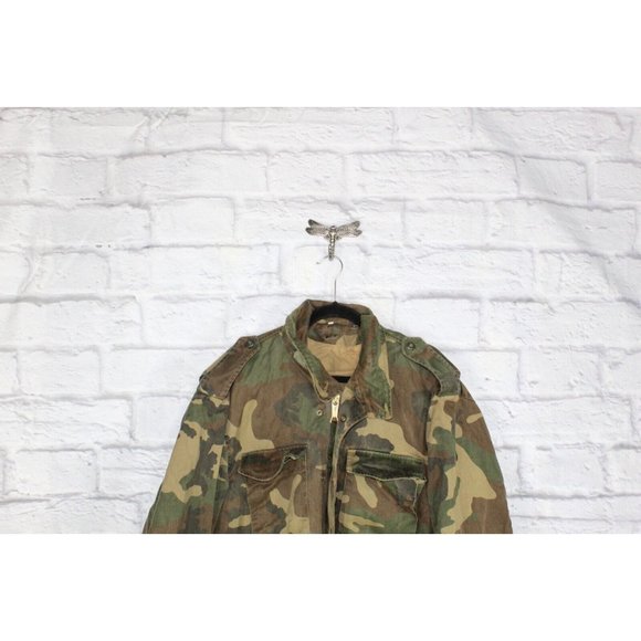 US Army Men's Camouflage Cotton Full Zip Cold Weather Field Coat Jacket Size M - Picture 2 of 8